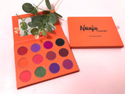 New in 12 pieces makeup palette matte and shimmer “New Kru Town”